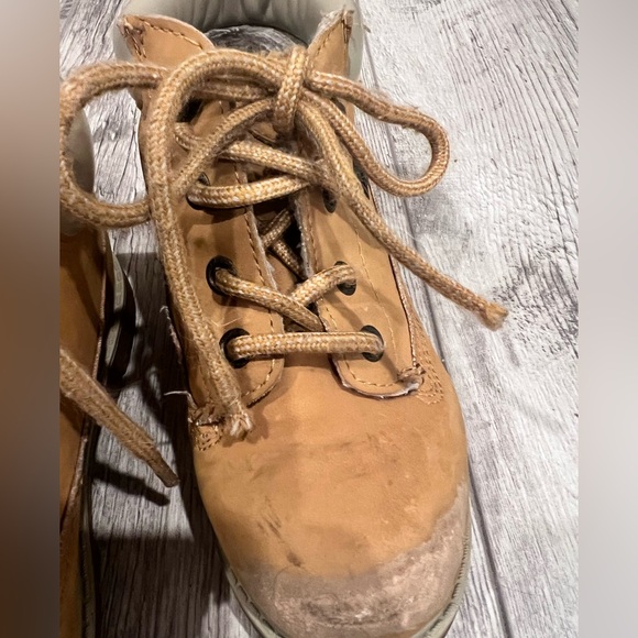 Lugz Kids’ Work Boots - Tan - little boys 12 - Picture 8 of 11